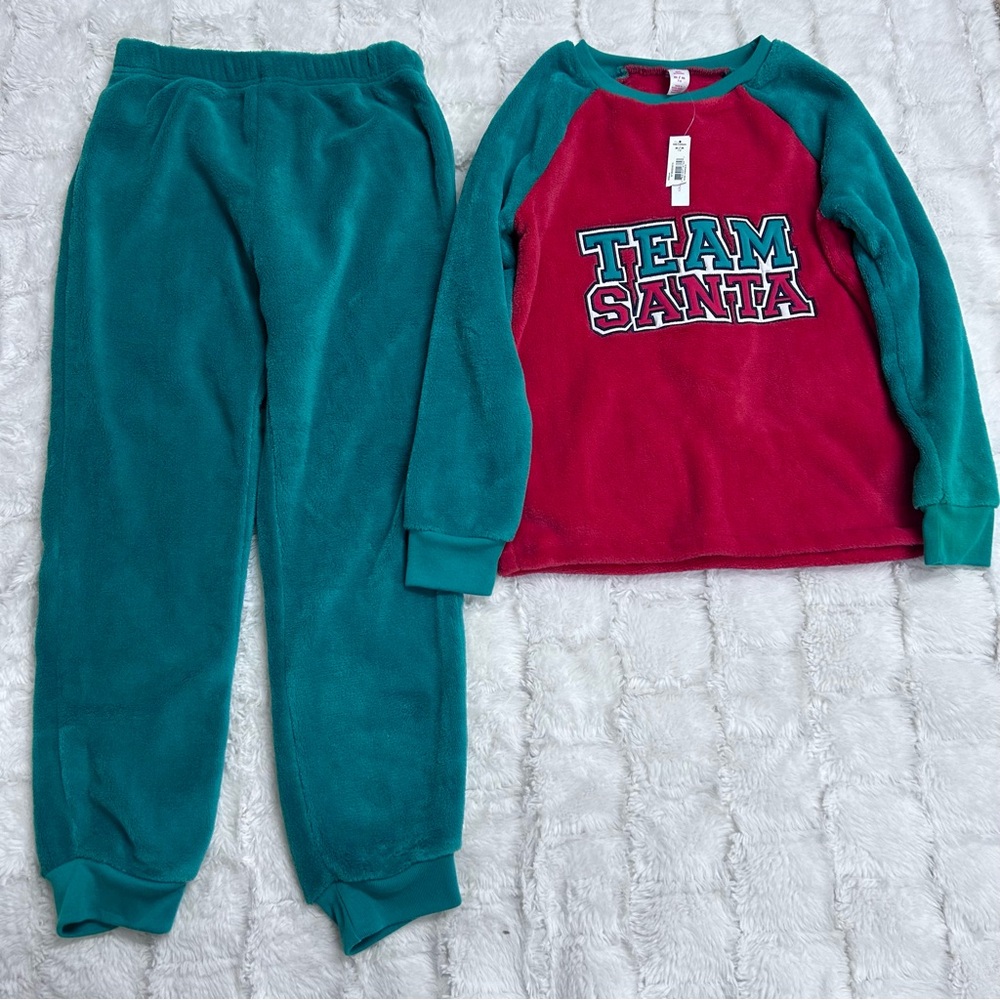 Joe Fresh Kids Christmas Team Santa Pajama Set Size M (7-8 years old) NWT